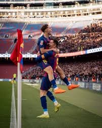 记者：热刺、曼联、拜仁等队有意扬-迪奥曼德，莱比锡要1亿欧